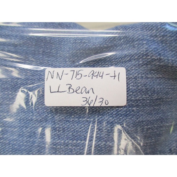 LL Bean Jeans Mens 38x30 (Fits 36x30) Standard Fit Medium Wash Straight Leg - Picture 11 of 11